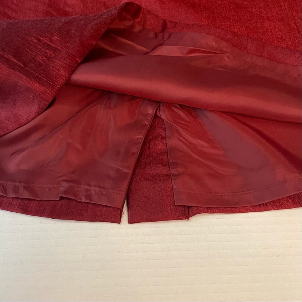 Maggy London Iridescent Burgundy Dress NWOT Size 8 - Picture 8 of 13